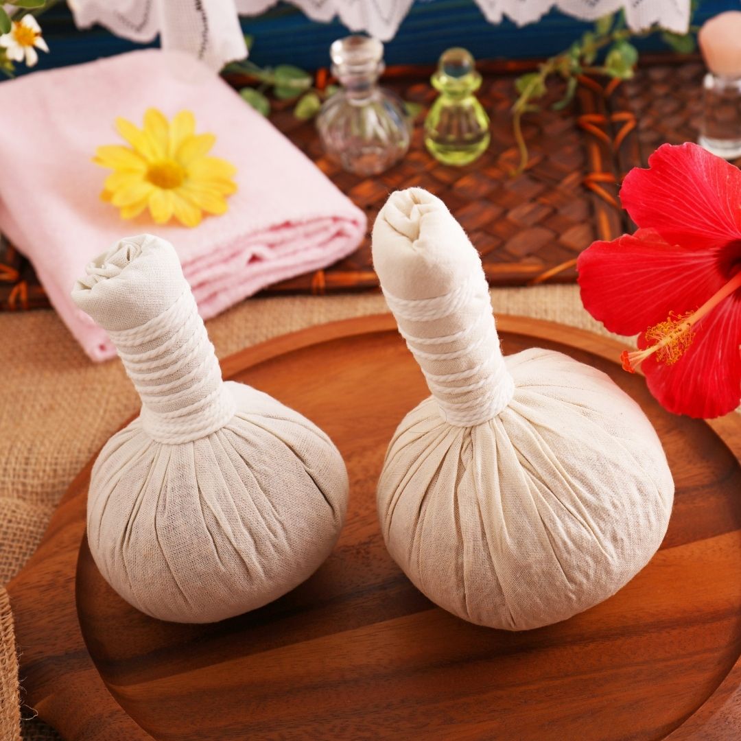 Puri Premium Herbal Compress Poultice for Massage and Spa (200g Pack of 2)